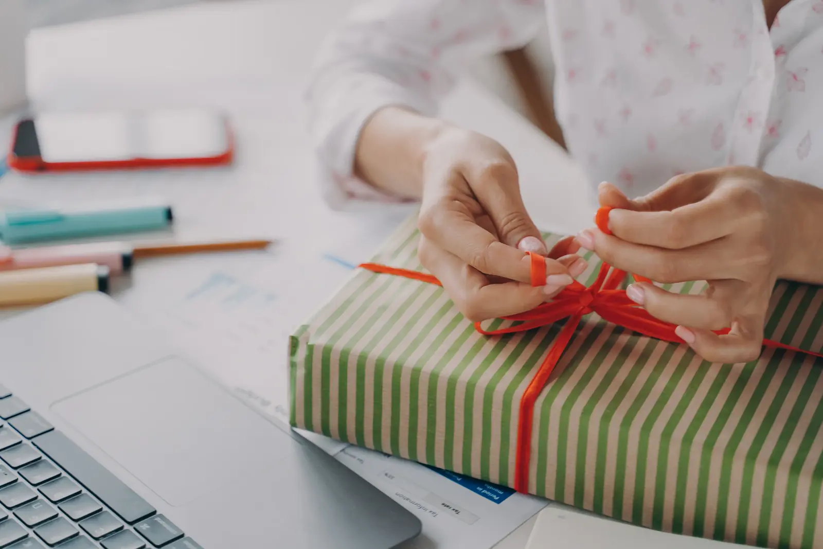 Blog LPR Promocional - 12 ideias de brindes para clientes verdadeiramente úteis e de qualidade